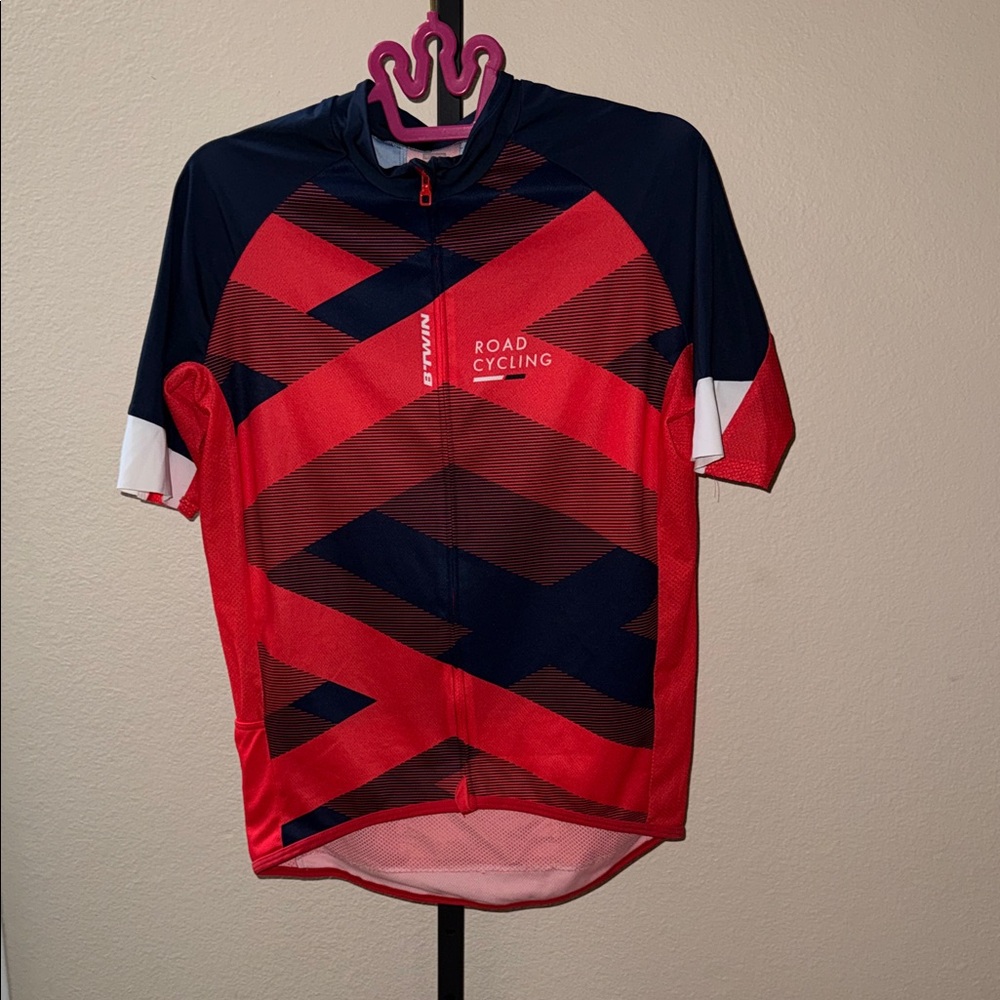 Decathlon Red and Blue Road B-Twin Cycling Jersey Men’s Size M